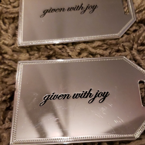 Neiman Marcus metal tags - Picture 3 of 4
